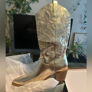 Women’s gold boots